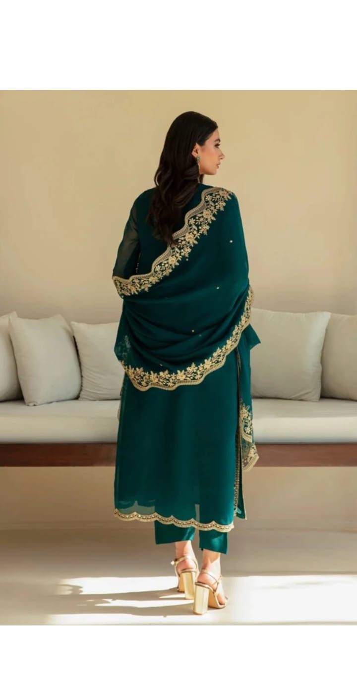 Emerald Embroidered Kurta Set