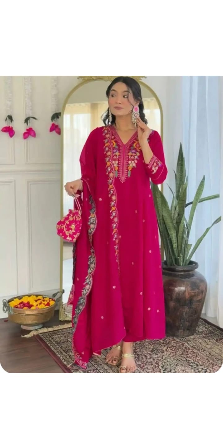 Ivory Floral Kurta Set
