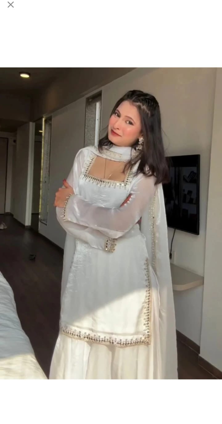 White Graceful Kurta Set